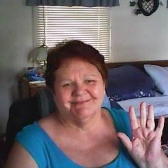 Meet your Posher, Carol - Picture 1 of 1